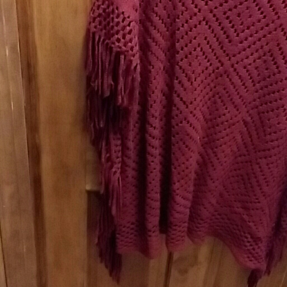 Top - Picture 2 of 3